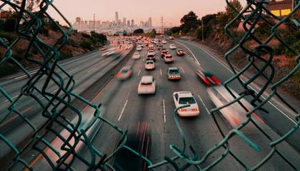 红箭三侠发威！19年英超，菲米马内双响，利物浦4-2战胜伯恩利